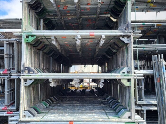 Gebrauchtes Layher Baugerüst 507m² mit Stahlböden